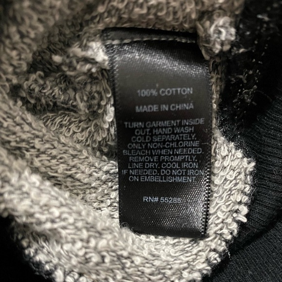 EUC Express sequin lightning bolt cropped sweater - Picture 7 of 7